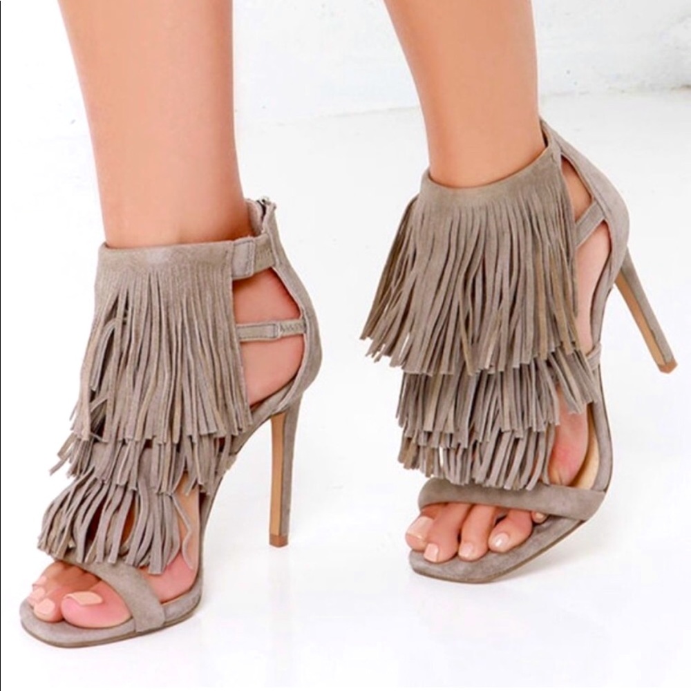 Steve Madden fringe sandal